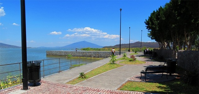 Laguna de Yuriria, Yuriria