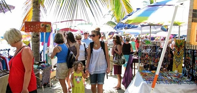 Huanacaxtle Farmer's Market