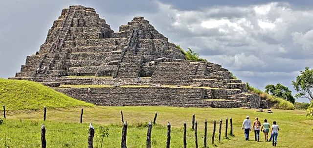 Zona Arqueológica Moral - Reforma 