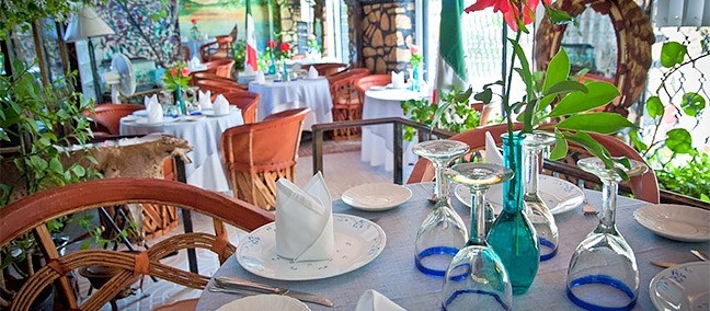 Armandos Hideaway, Ajijic