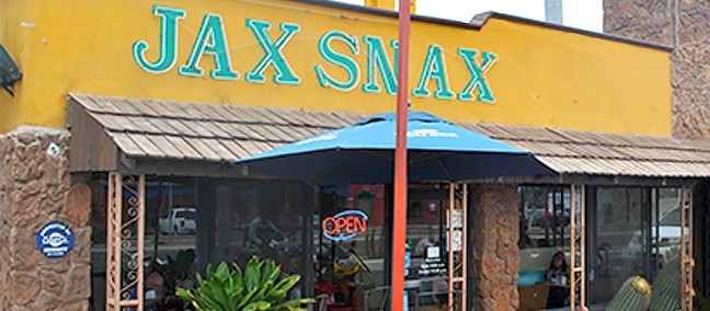 Jax Snax, Bahía de San Carlos