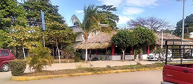 Marlhit, Puerto Arista