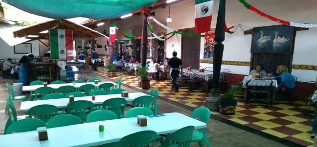 Birrieria El Famoso Zurdo, Talpa de Allende