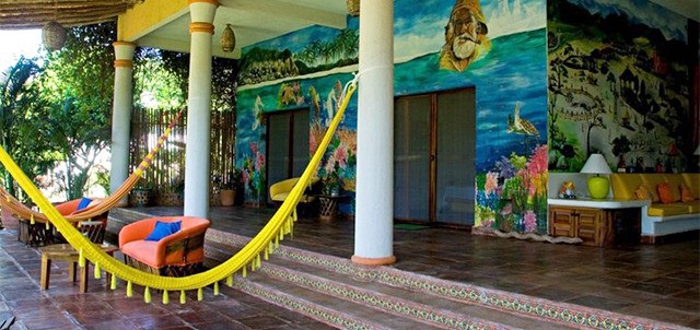 Posada de los Raqueros, Troncones
