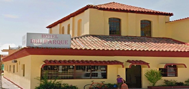 Del Parque, Alvarado